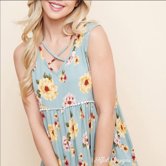 ❤️LAST! Criss Cross Pompom Detail Babydoll Top! - Picture 7 of 7